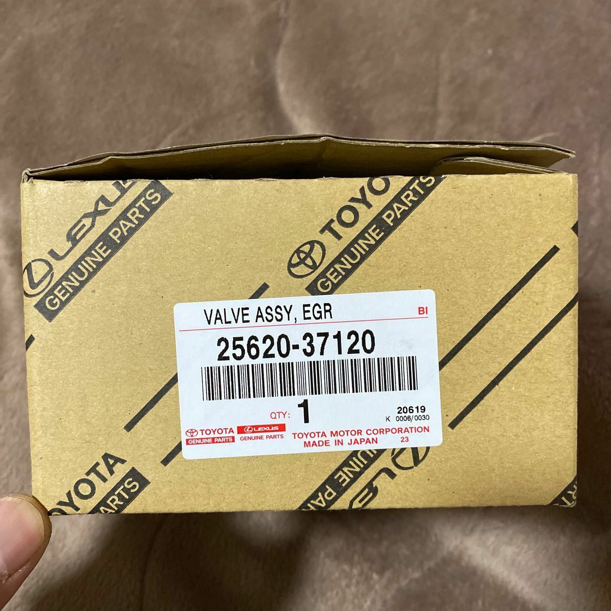 25620-37120 GENUINE NEW TOYOTA EGR VALVE FOR PRIUS AURIS
