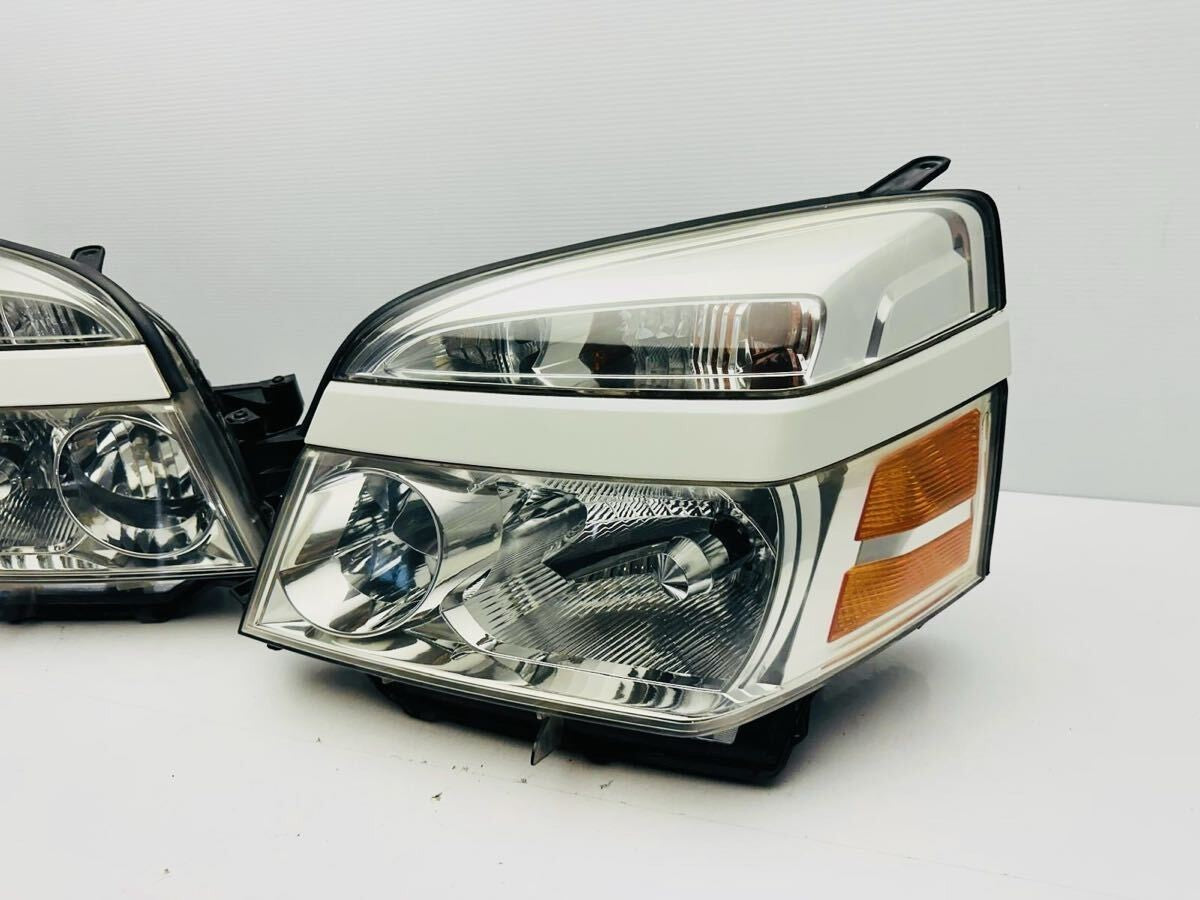 Toyota Voxy AZR60G AZR65G 2004-2007 HID Headlight KOITO 28-183 OEM JDM