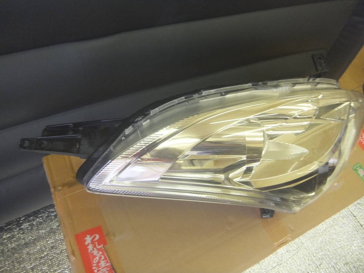 Suzuki ZC32S ZC72S Swift Sport RIGHT HID Head Light JDM genuine STANLEY P9120