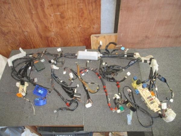 Toyota AE100 5MT Wiring in Dashboard