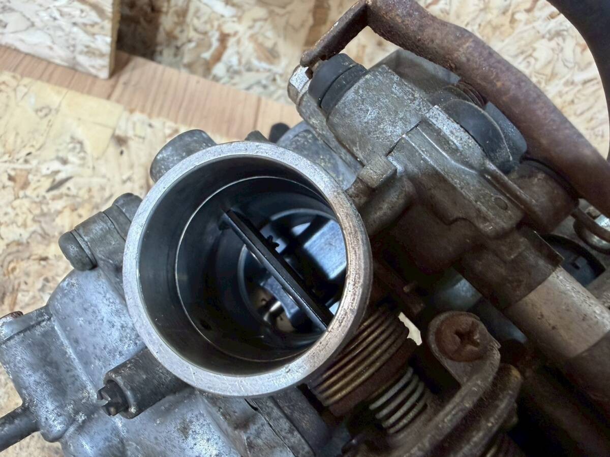 Honda CB250F Hornet 250 MC31 Carburetor Genuine OEM JDM