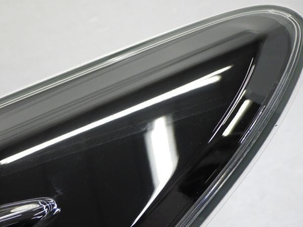 Toyota Harrier 60 Series Early Model Right Outer Tail Light Lamp Genuine OEM JDM