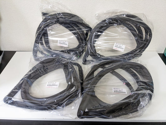 Toyota Lexus Genuine Land Cruiser FJ80 LX450 Front Rear Door Weatherstrip Set