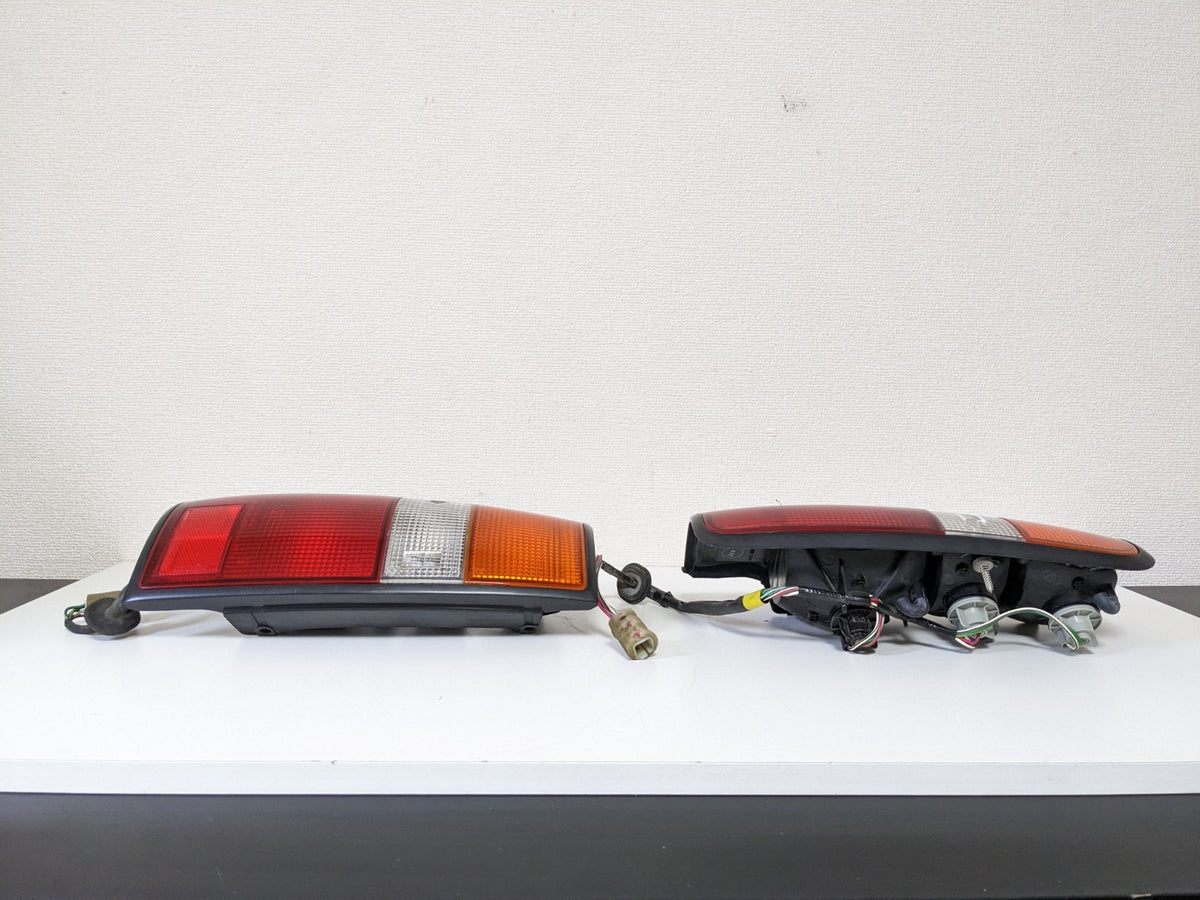 Lexus Genuine LX450 Toyota Land Cruiser FZJ80 Tail Light Lamp Left Right OEM
