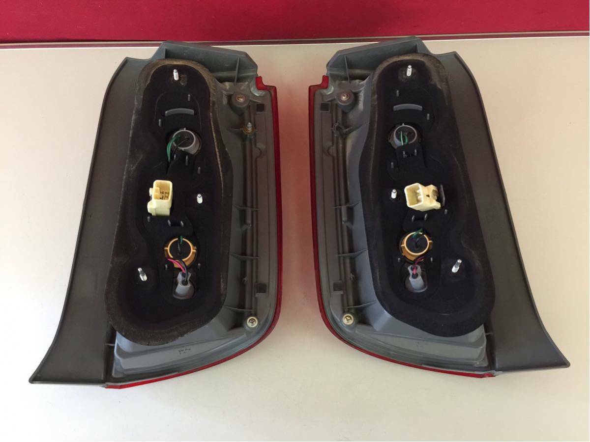Toyota Rumion Scion Xb ZRE152 Tail Lights Lamps Set STANLEY 12-541 JDM