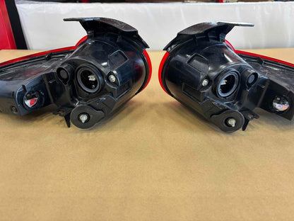 Mazda Genuine Miata MX-5 ND Roadster Tail Light RH LH Set STANLEY W2740 Used