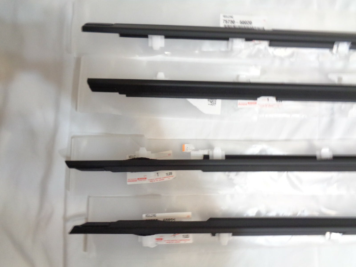 Genuine Toyota 91-97 LandCruiser FZJ80 Lexus LX450 Front Rear Door Belt Moulding