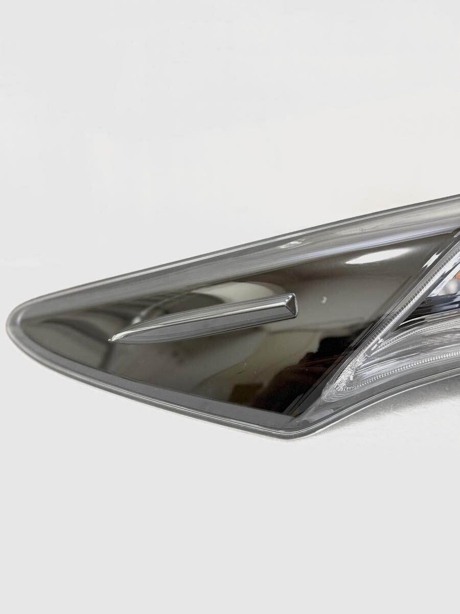 Toyota Harrier 60 Series 2013-2017 Left Outer Tail Light Lamp Genuine OEM JDM