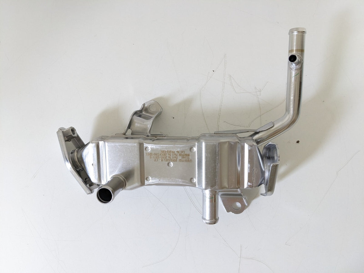 Toyota Lexus Genuine Prius V CT200h 2011-2017 2ZRFXE EGR Pipe OEM 25601-37010