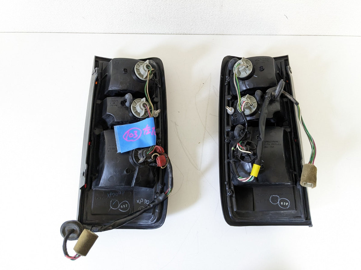 Lexus Genuine LX450 Toyota Land Cruiser FZJ80 Tail Light Lamp Left Right OEM