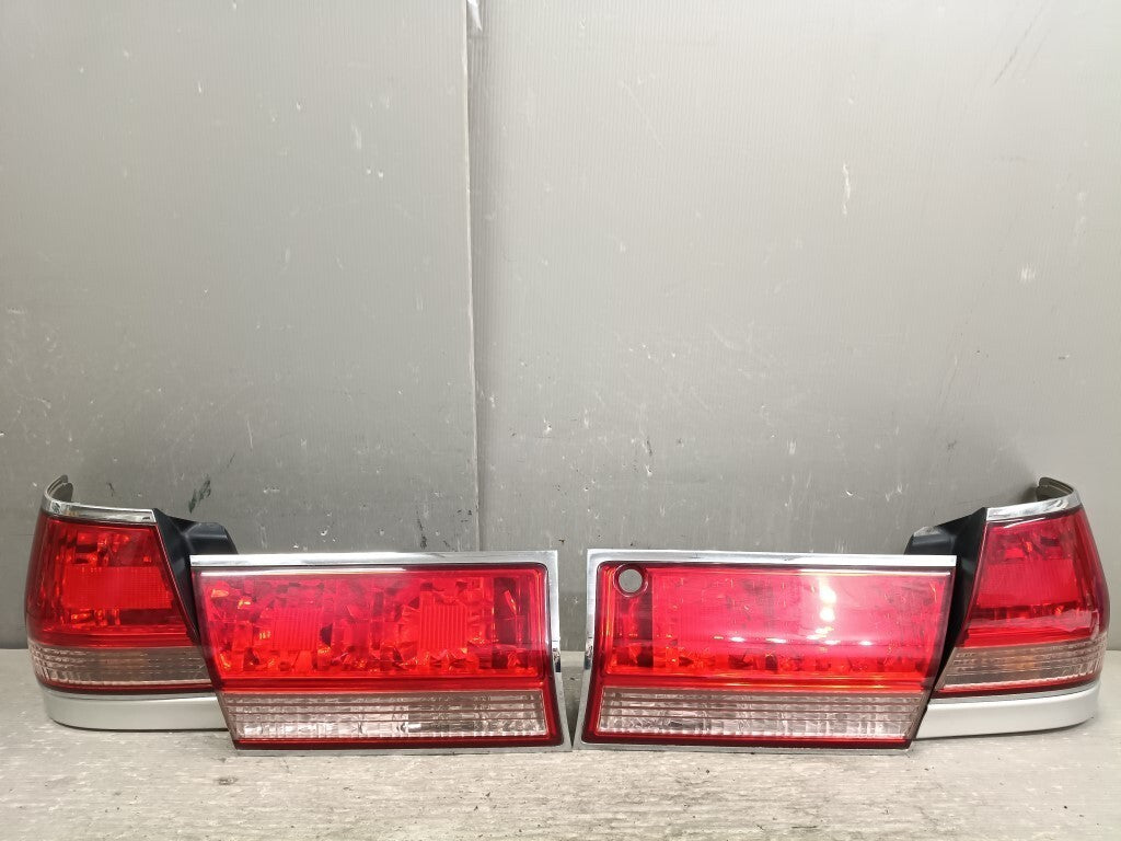 Toyota Crown Athlete JZS171 JZS173 JZS175 2001-2007 Tail Light Lamp OEM JDM