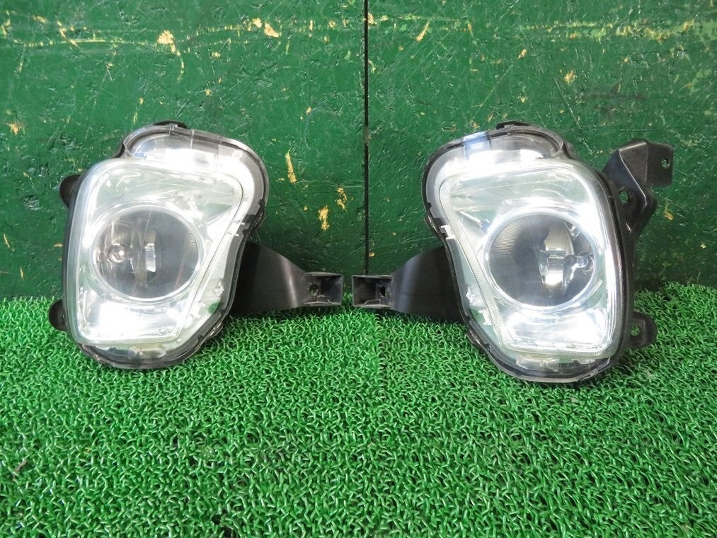 Toyota Crown Royal GRS200 GRS201 GRS202 GRS203 Fog Lamp Light 2010-2012 OEM JDM