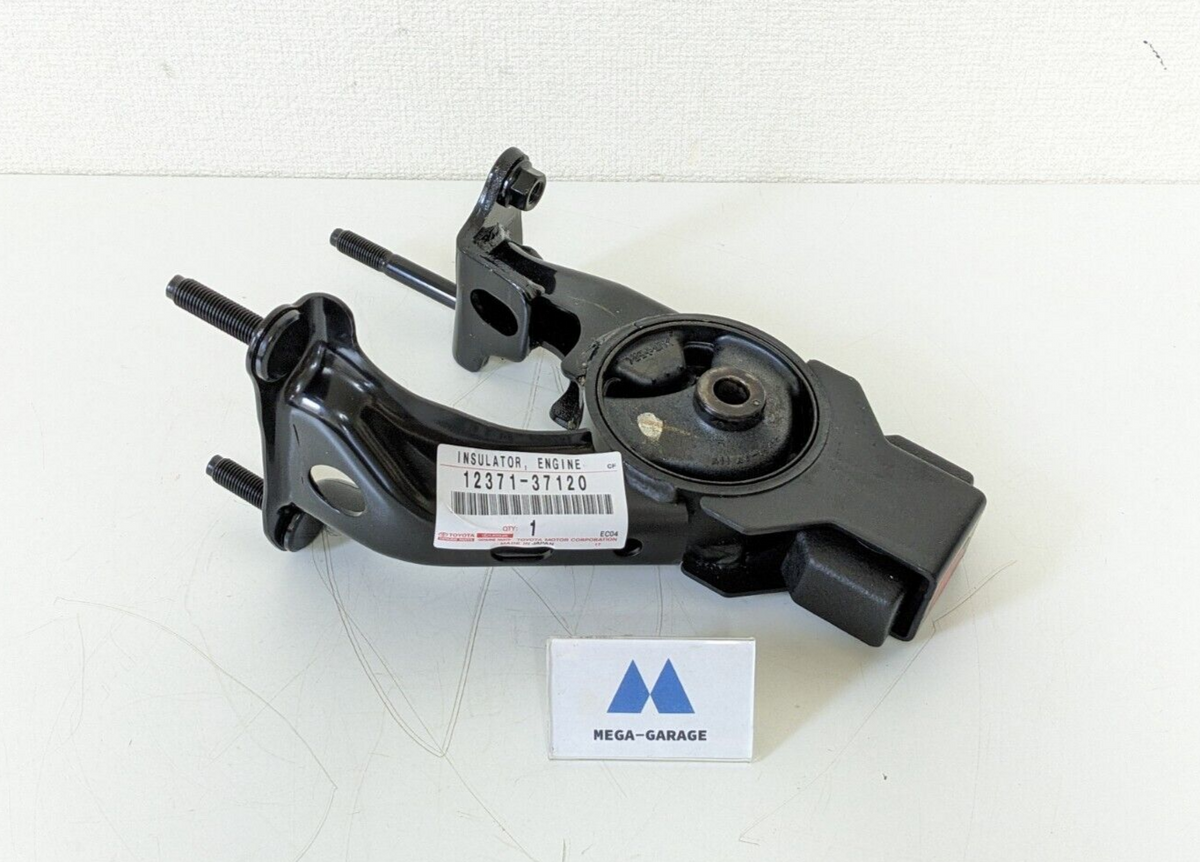 12371-37120 TOYOTA Genuine Noah Voxy Isis Rear Engine Mounting Insulator