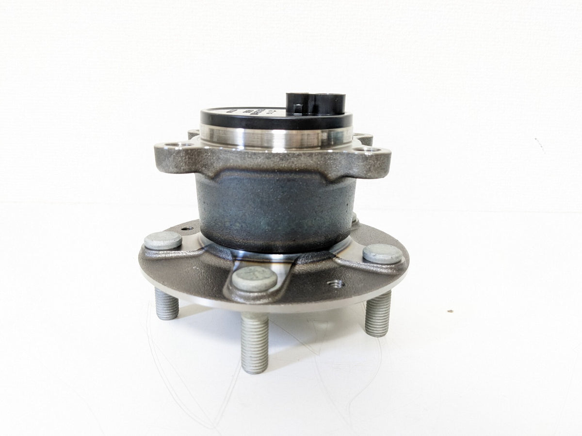 D10E-26-15X MAZDA Genuine Wheel Bearing & Hub Kits CX-3 OEM Japan NEW