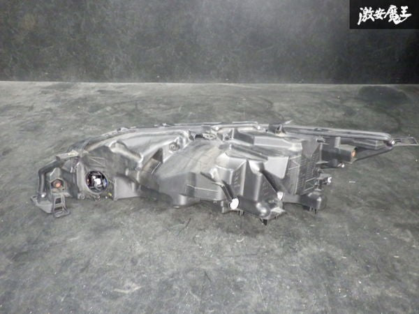 Toyota Harrier 60 ZSU ASU 60W 65W AVU65W 2017-2020 Right LED Headlight OEM JDM