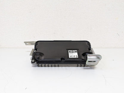 Toyota Voxy Noah Esquire ZRR80 ZRR85 Engine Computer ECU 3ZR-FAE 89661-28F50 OEM