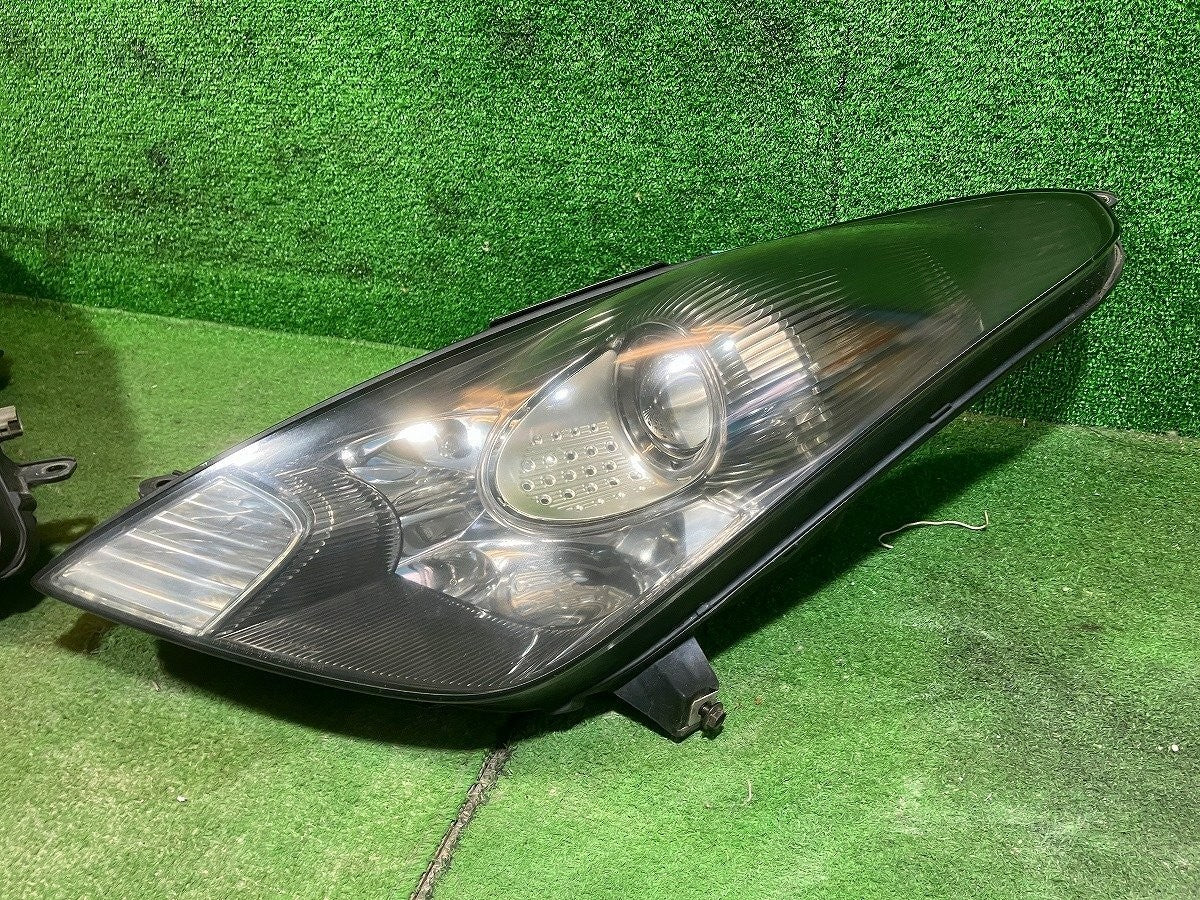 Toyota Celica ZZT230 ZZT231 2002-2006 HID Headlight Lamp KOITO 20-432 OEM JDM