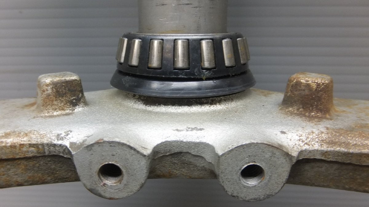 Yamaha TZR250 1KT Front Fork 39mm Stem Triple Tree Top Bridge Axle Shaft