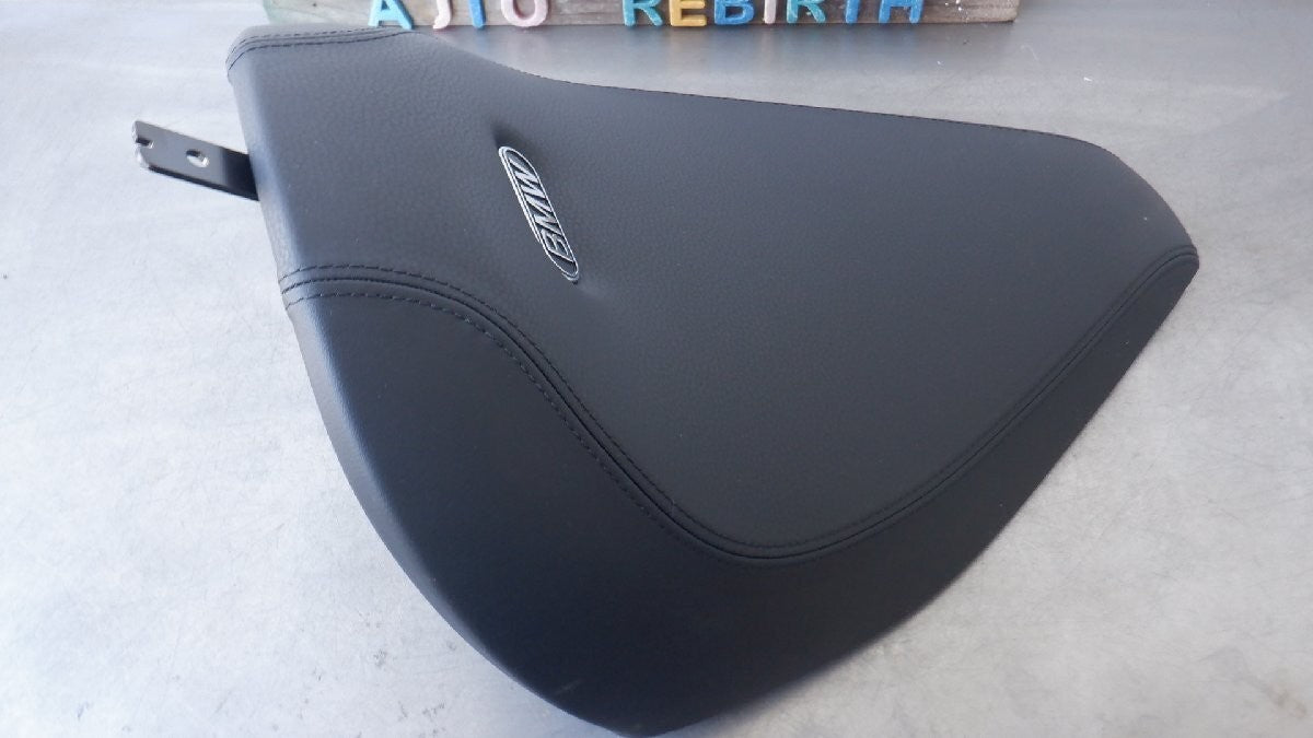 BMW R18 / R18 Classic Main Seat OEM Genuine 5253 8402063 / 668833 10