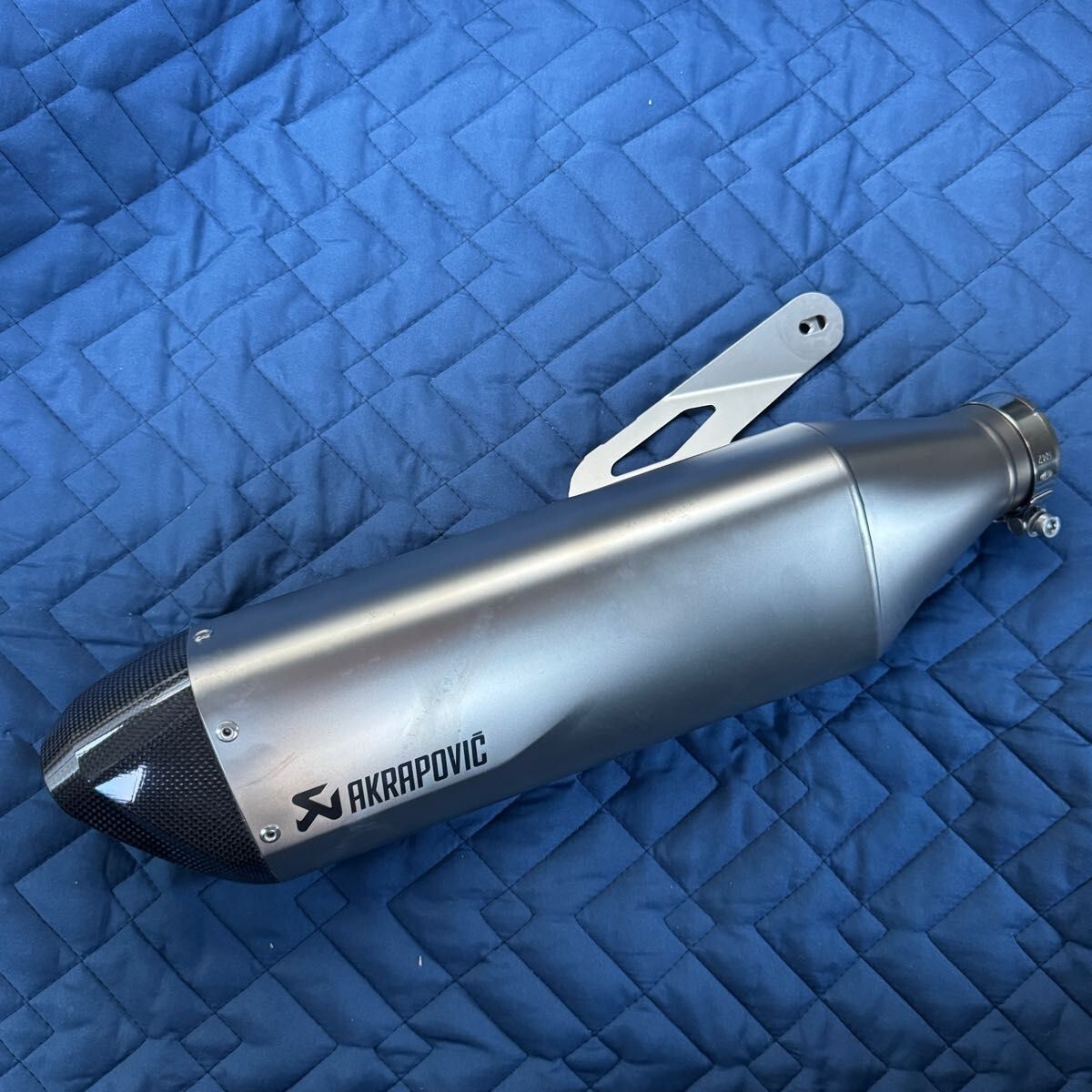AKRAPOVIC Slip-On Muffler for BMW S1000RR