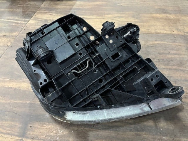 Porsche Cayenne 957 Left Headlight Headlamp Genuine OEM