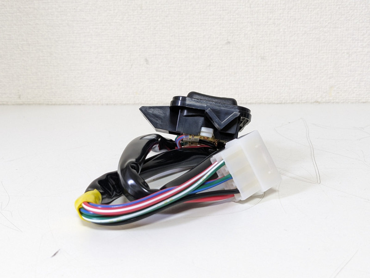 NA01-66-350A-00 MAZDA GENUINE MIATA MX5 90-97 CENTER POWER WINDOW SWITCH   *