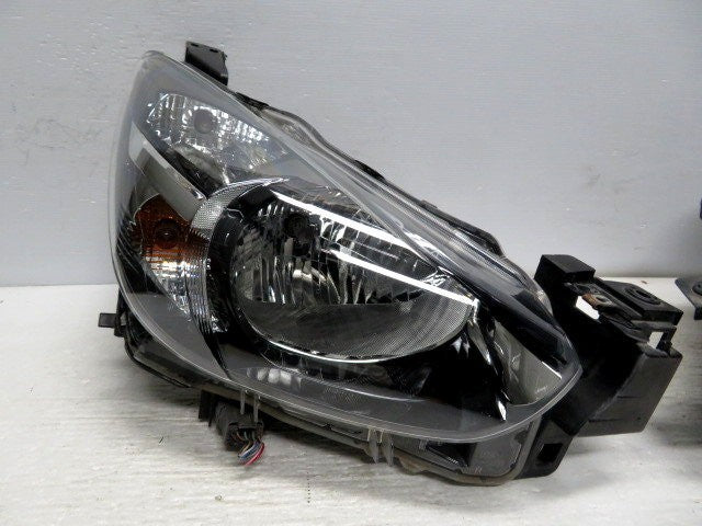 Mazda Mazda2 Demio DJ DJ3FS DJ5FS Halogen Headlights KOITO 100-18368 OEM JDM