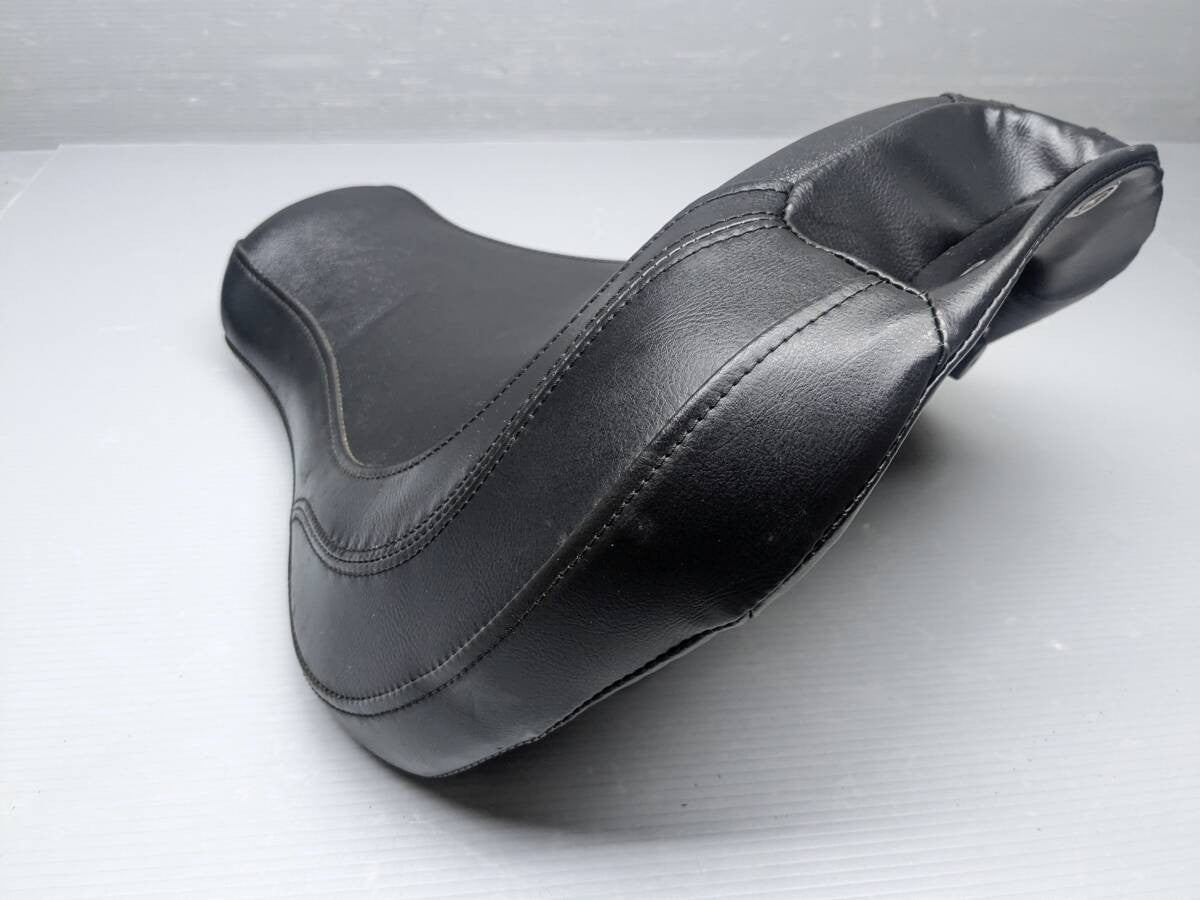 Harley‑Davidson Fat Boy FLFB 1750 Pillion Tandem Seat Front Rear Genuine OEM