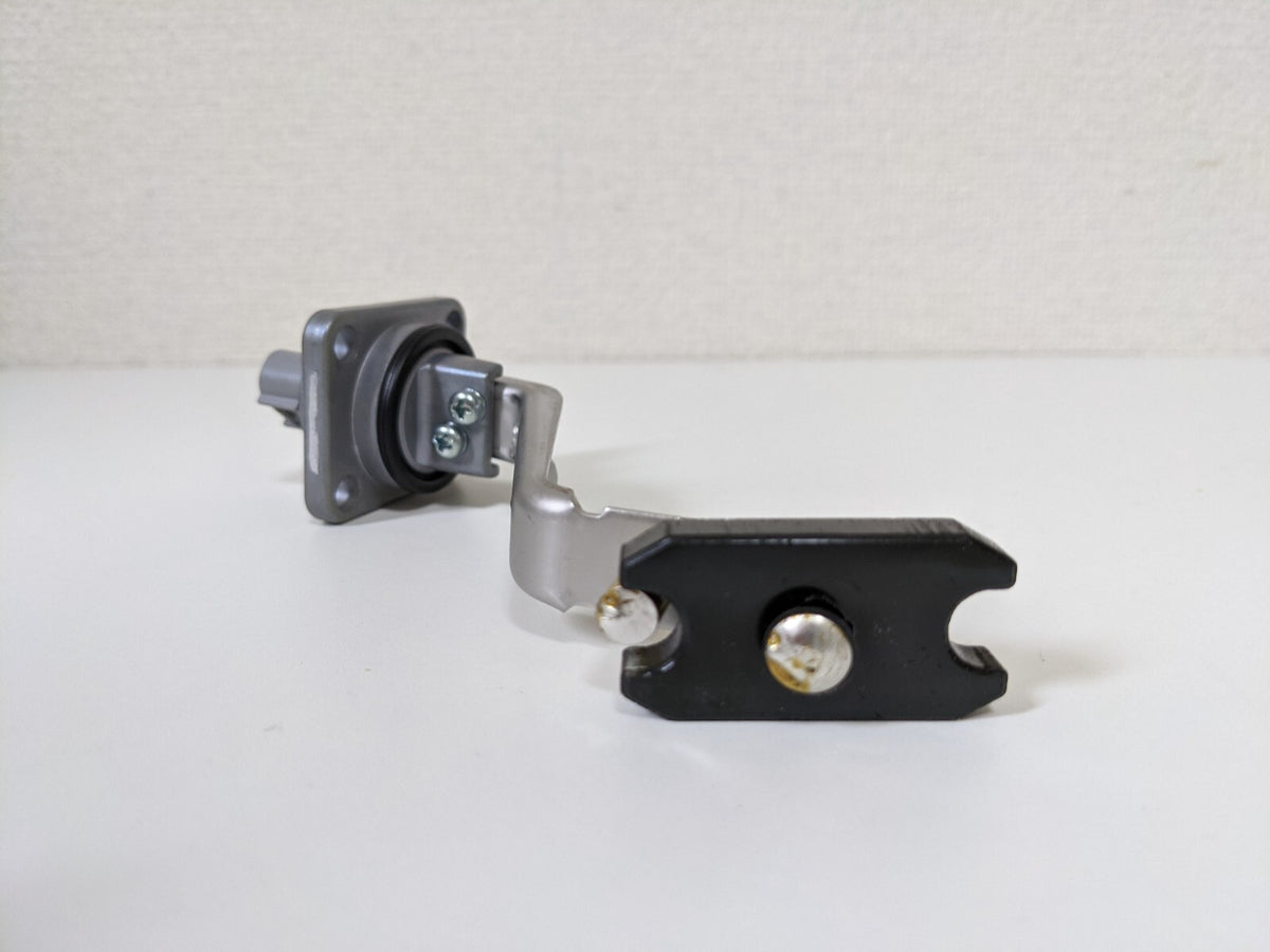 89491-50030 TOYOTA LEXUS Genuine GS300 GS350 GS430 LS430 Engine Oil Level Sensor