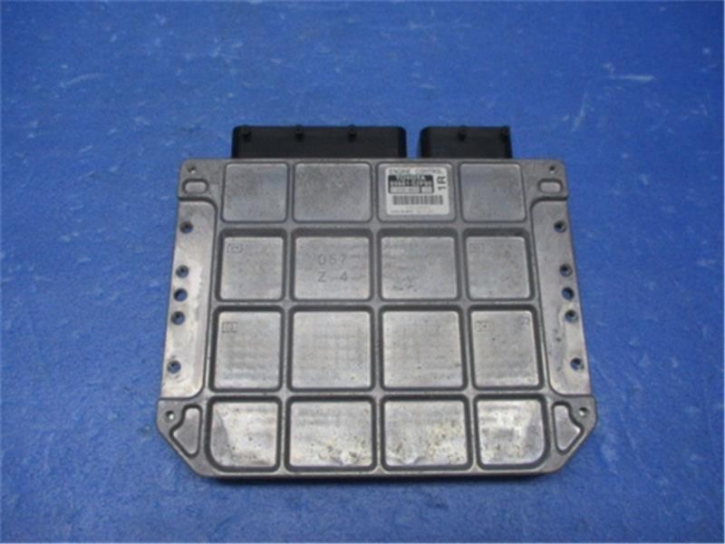Toyota Ractis NCP100 Engine Computer ECU 212000-6800 89661-52P90 OEM JDM