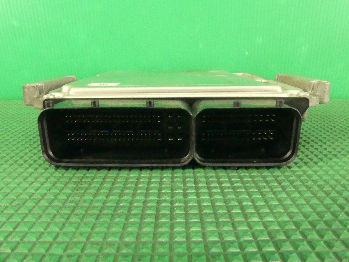 Mitsubishi FUSO Canter ECU Engine Computer MK667731 Genuine OEM JDM