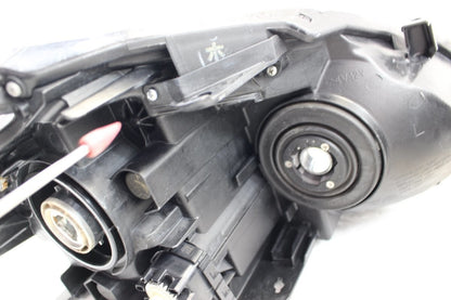Toyota Prius ZVW30 Early Model Headlight Halogen Koito 47-29