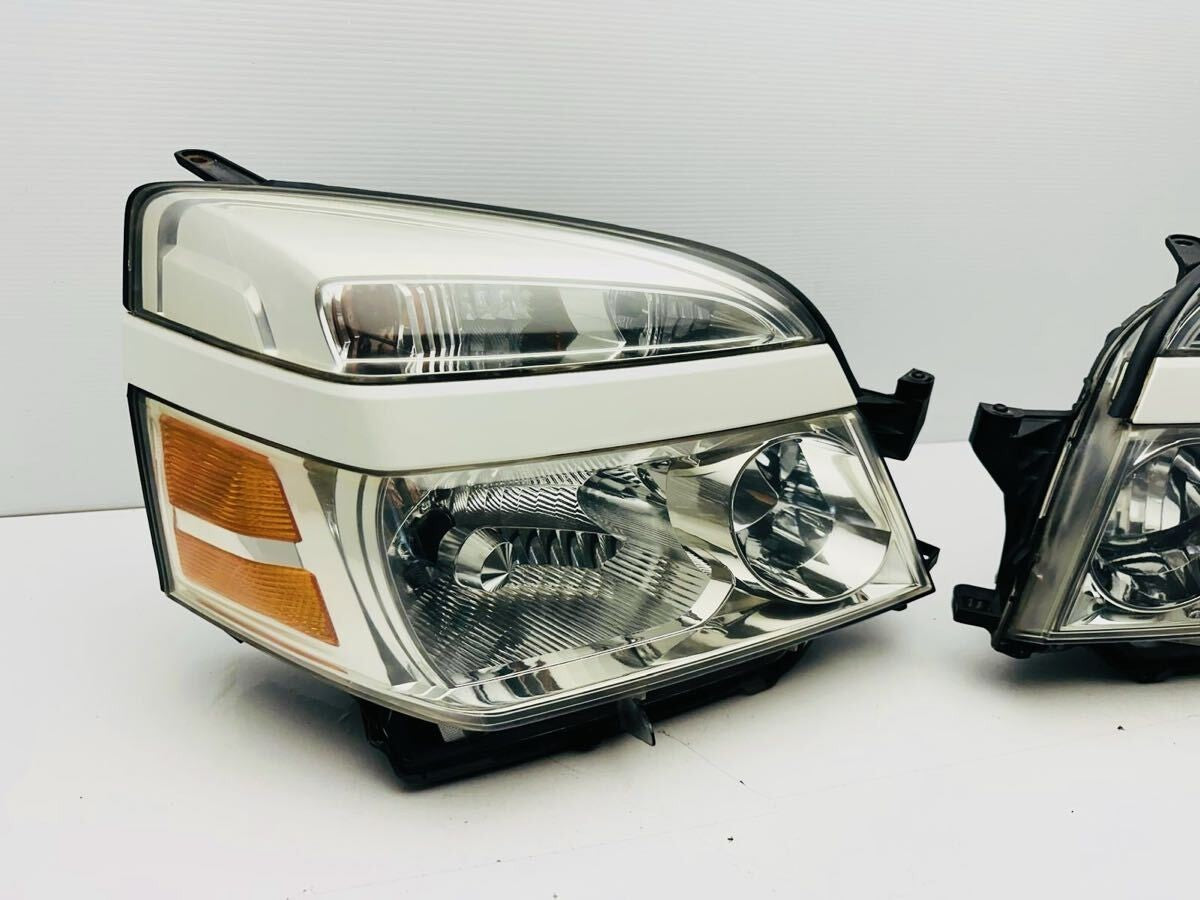 Toyota Voxy AZR60G AZR65G 2004-2007 HID Headlight KOITO 28-183 OEM JDM