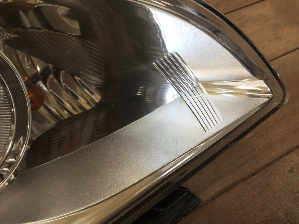 Nissan Fuga Y51 Infiniti M37 Headlight Set KOITO 100-23041