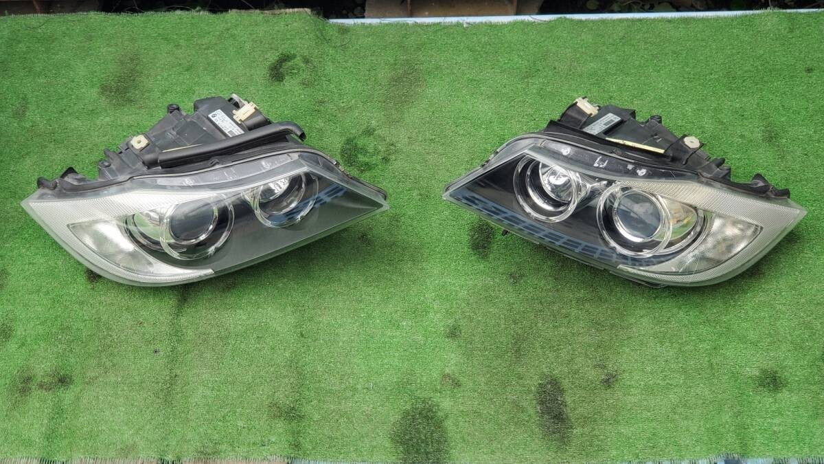 BMW E90 E91 3 Series Genuine HID Xenon Headlights Headlamps, Left/Right set