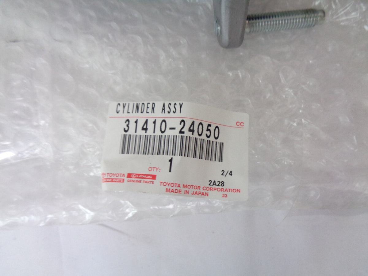 Toyota Supra JZA80 RHD Clutch Master Cylinder 2JZGTE Turbo 31410-24050 Genuine