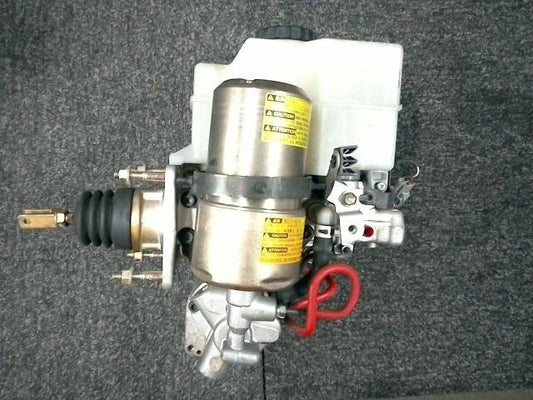 TOYOTA OEM BRAKE BOOSTER W/MASTER CYLINDER for LEXUS Land 47050-60010