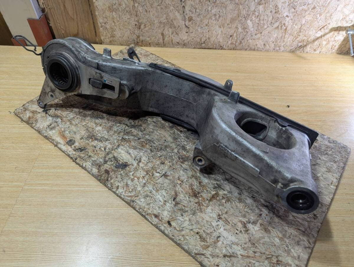 Honda RVF400 NC35 1994-1996 Swingarm Genuine OEM