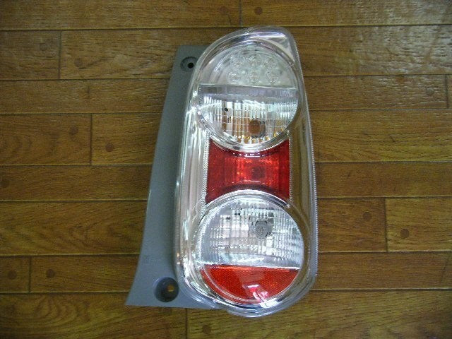 Toyota Passo KGC30 NGC30 KGC35 2010-2016 Tail Light Lamp Right Koito 220-51004