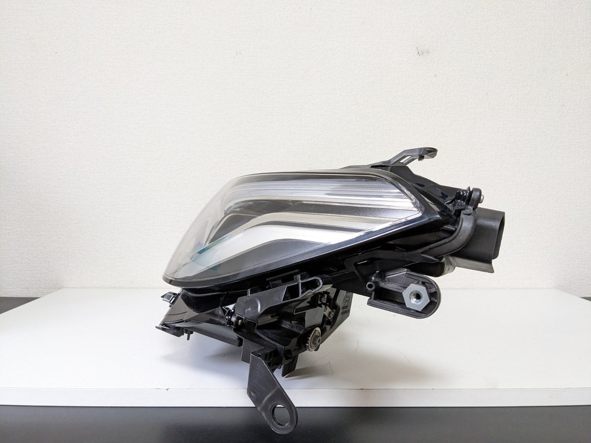 Toyota Crown Hybrid ARS220 GWS224 AZSH20 AZSH21 RS LED Left Headlight JDM OEM