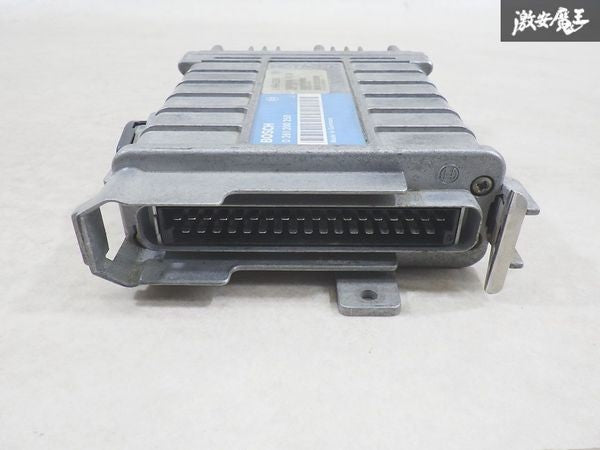 BMW K1 ECU Engine Control Unit 0261200250 Genuine OEM