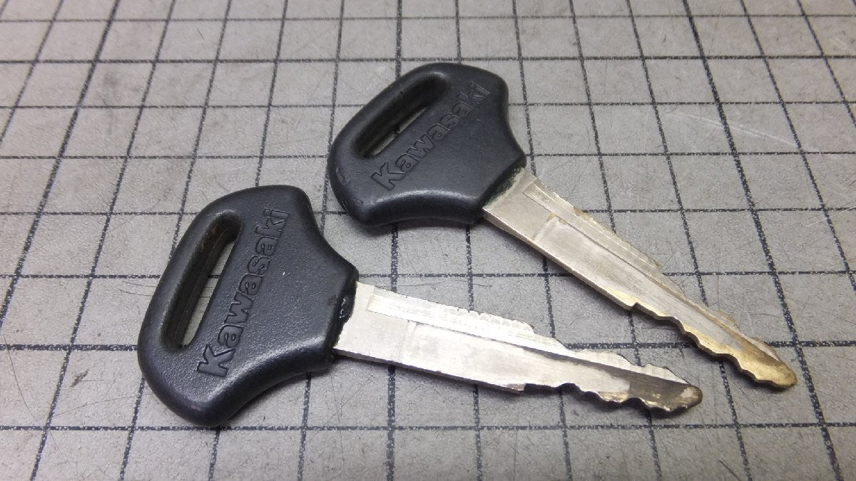 Kawasaki ZR-7S ZR750F 2001-2005 Ignition Switch Key Set Genuine OEM