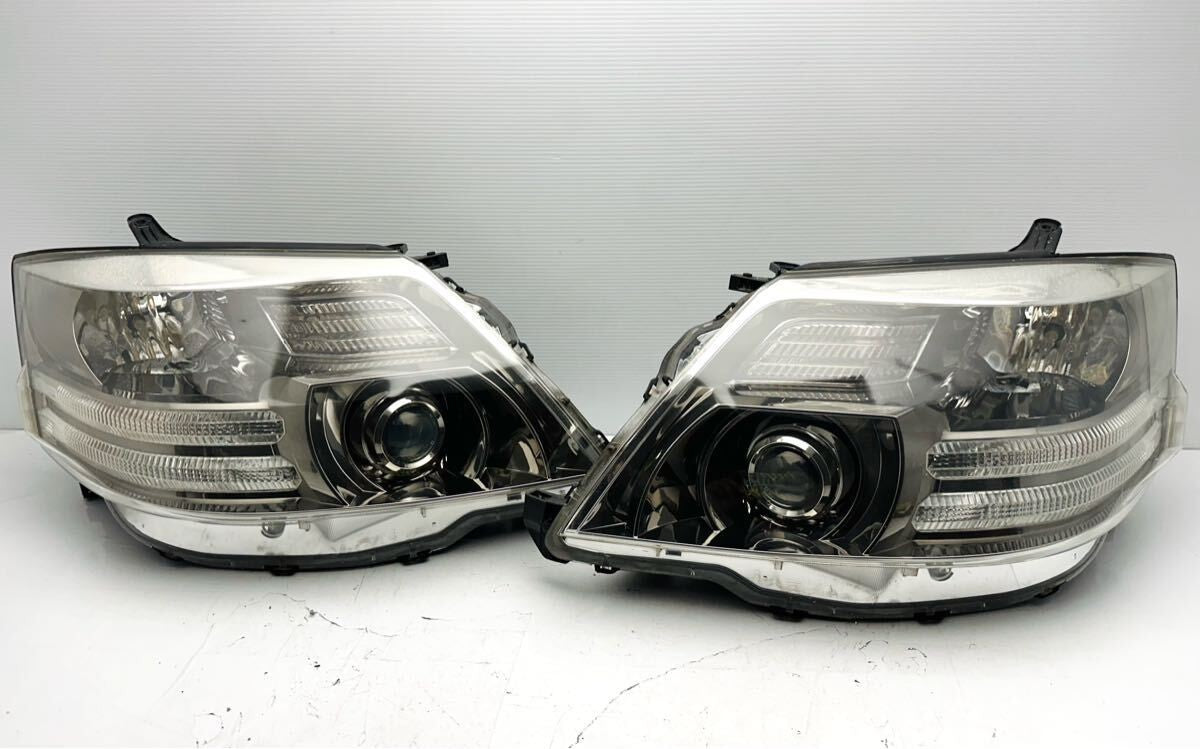 Toyota Alphard ANH10W Late Model Genuine HID Headlight ICHIKOH 58-17