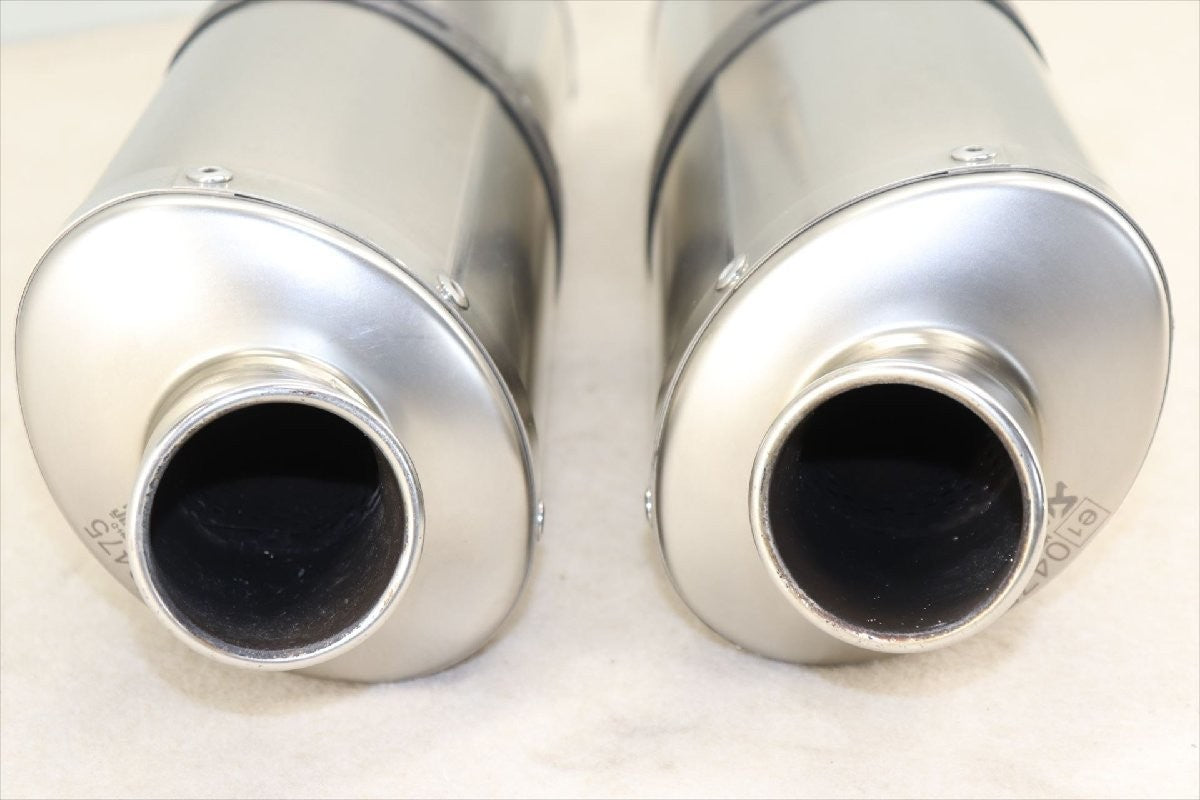 Akrapovic Slip-On Exhaust Muffler for Yamaha YZF-R1 2004-2006