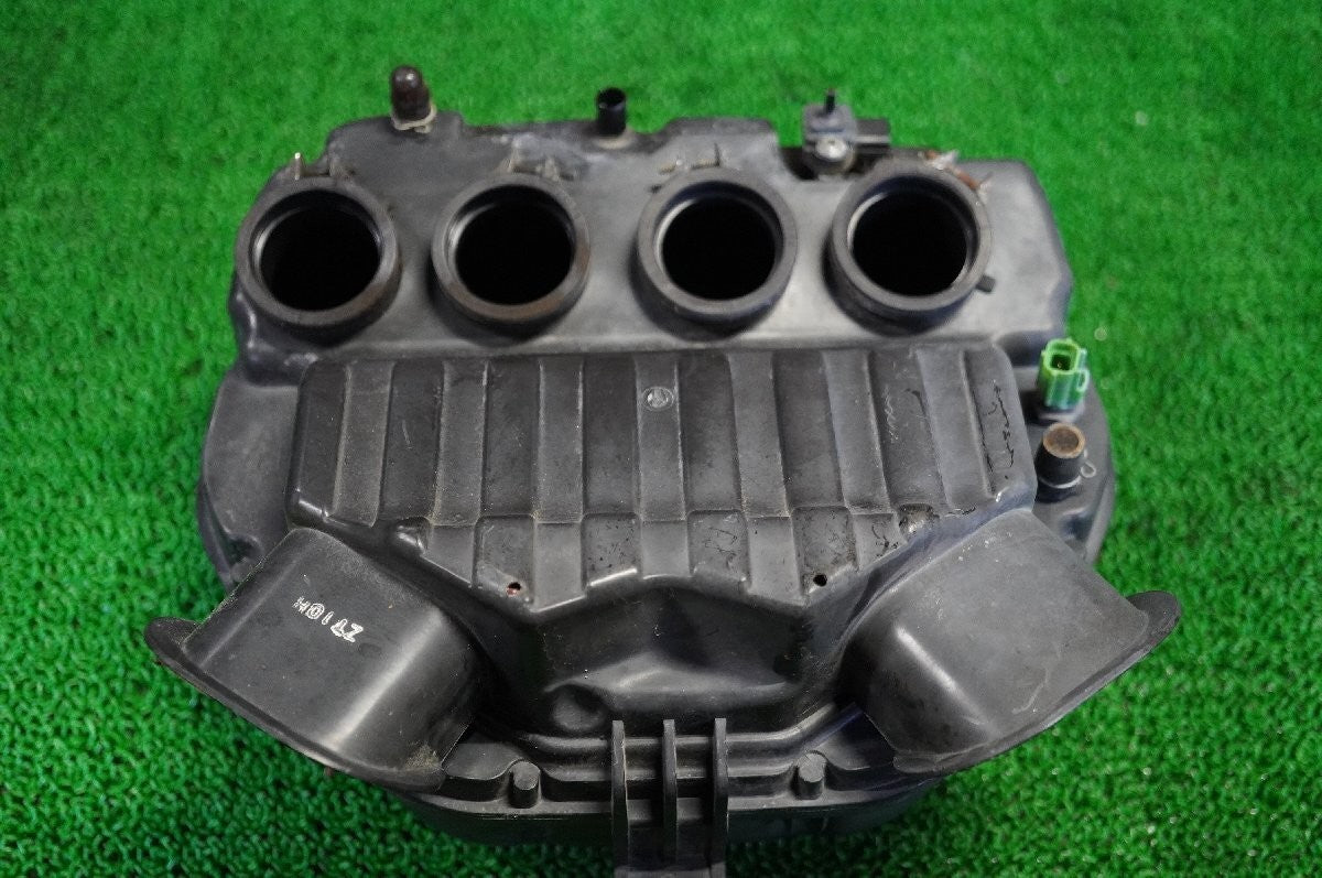 Suzuki GSX-R750 2000-2003 Air Cleaner Box Airbox Genuine OEM