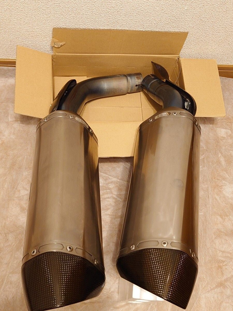 AKRAPOVIC Slip-on Titanium Muffler Silencer for Yamaha YZF-R1 2009-2014