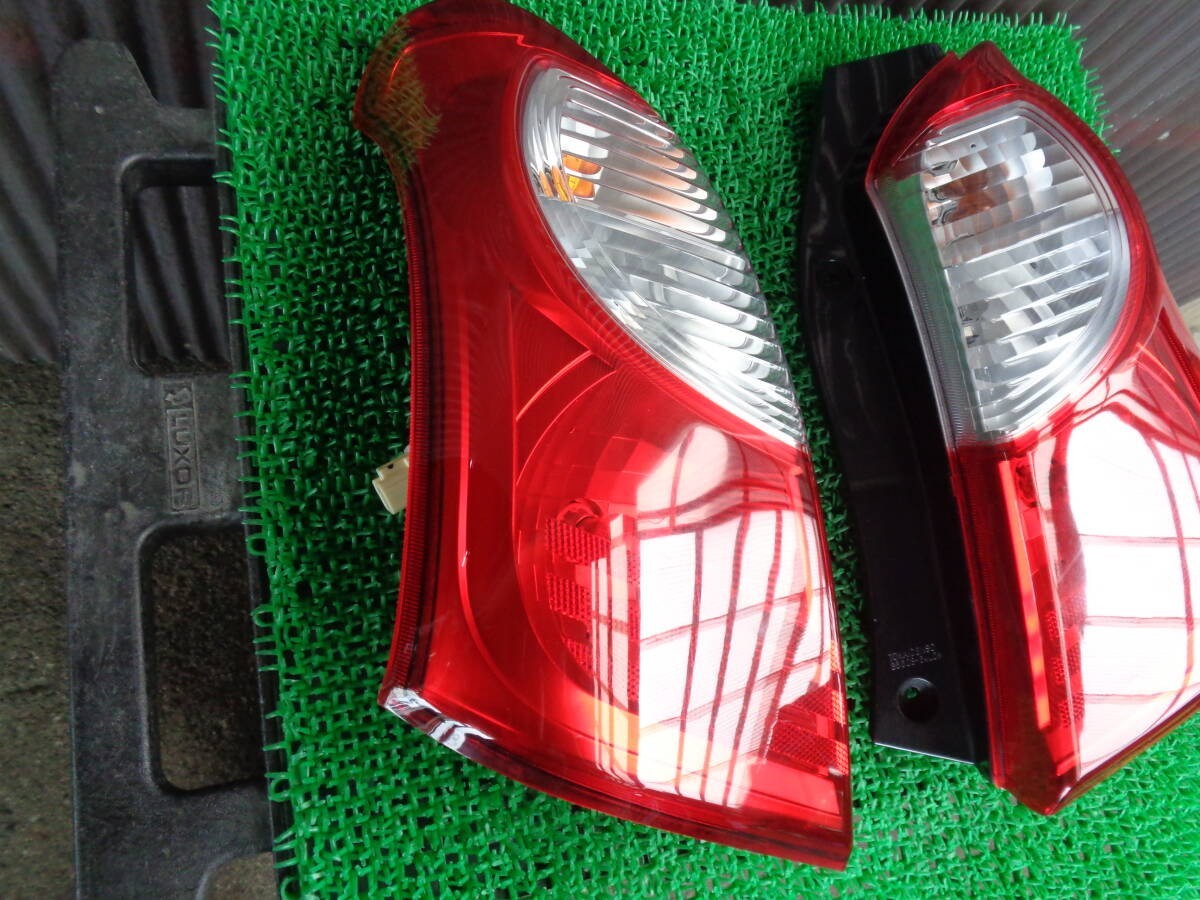 Suzuki Alto HA25S 2009-2014 Tail Light Rear Lamp Left Right OEM Genuine JDM