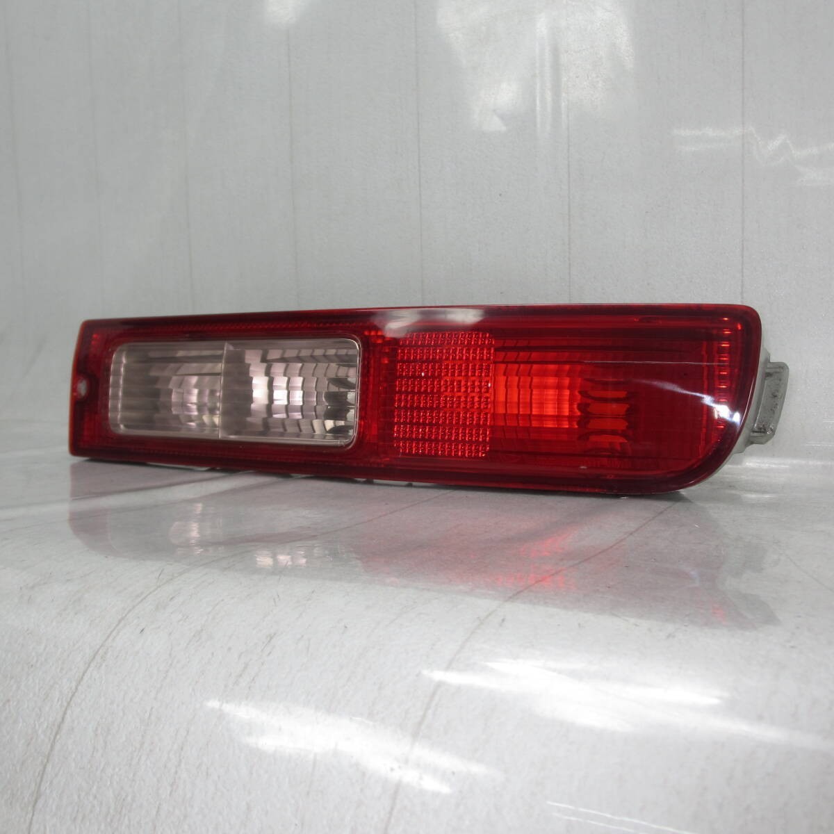Daihatsu Hijet Cargo 2004-2017 S330V S331V S320V S321V Right Tail Lights Lamps