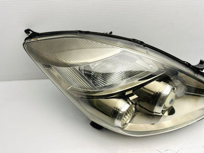 Toyota ISIS ZGM10W ANM10W ANM15W ZNM10W ZGM15W HID Headlight KOITO 44-69 JDM OEM