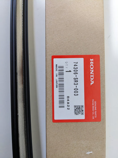 Genuine 92-95 Honda Civic EG4 EG6 Door Molding & Roof Molding & Clips